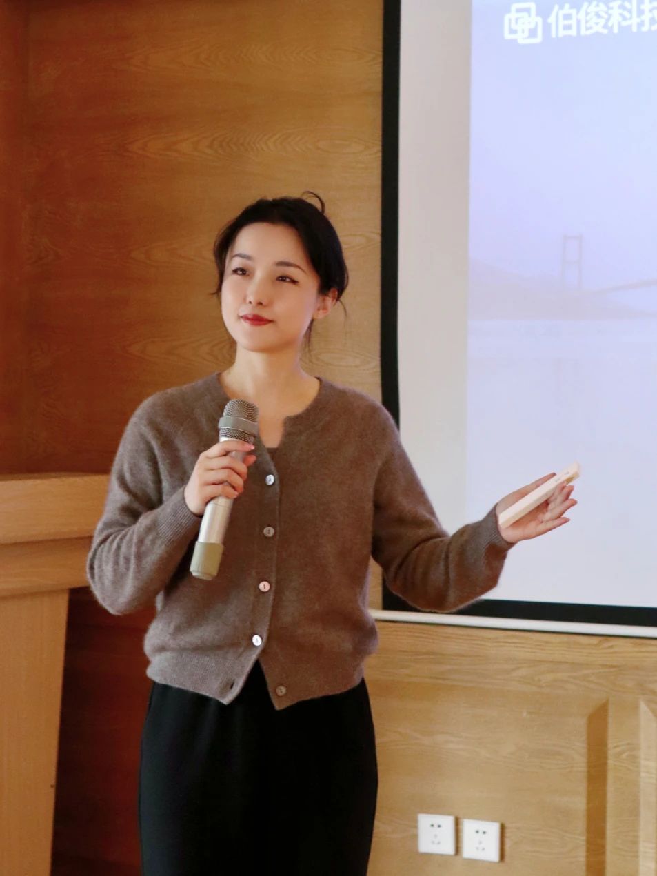 ΢��ͼƬ_20250219141853